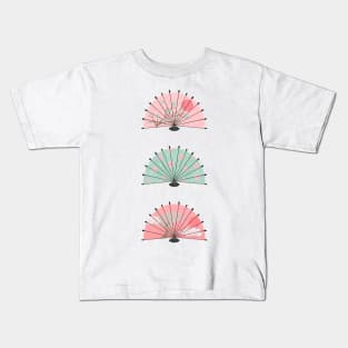 Mint and pink Japanese fans Kids T-Shirt